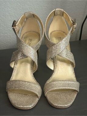Michael Kors Gold Glitter Crisscross Block Heel Sandals size 8